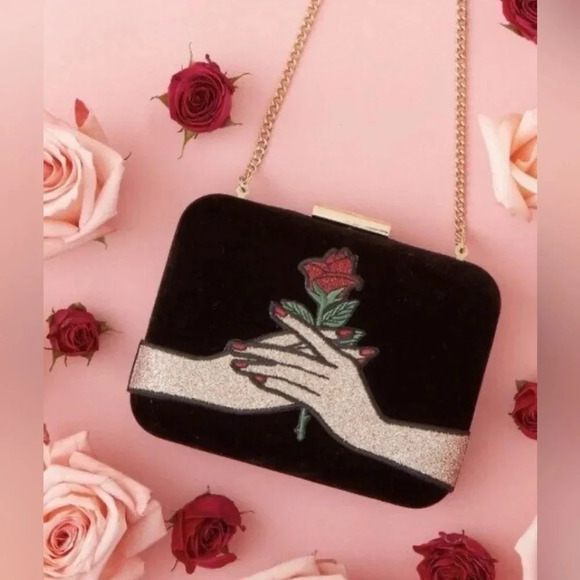 Danielle Nicole Disney Bag Sleeping Beauty Clutch Rose x Disney - Picture 1 of 9